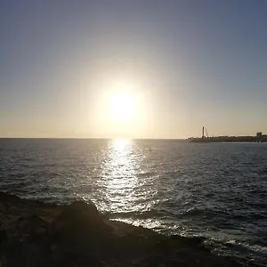 https://la-esquinita.in-canary-islands.com